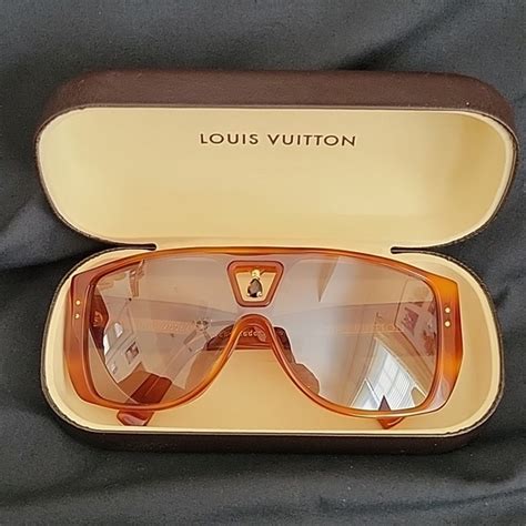 Louis Vuitton Bindi Aviator Sunglasses 